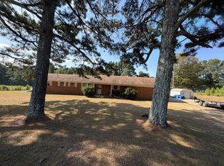 3181 Highway 73 E, Hope, AR 71801