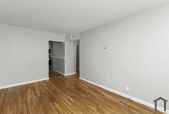 4305 Virginia Ave — Photo 9