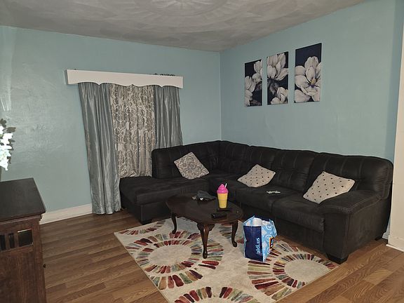 2nd image of 52 Grand Blvd
