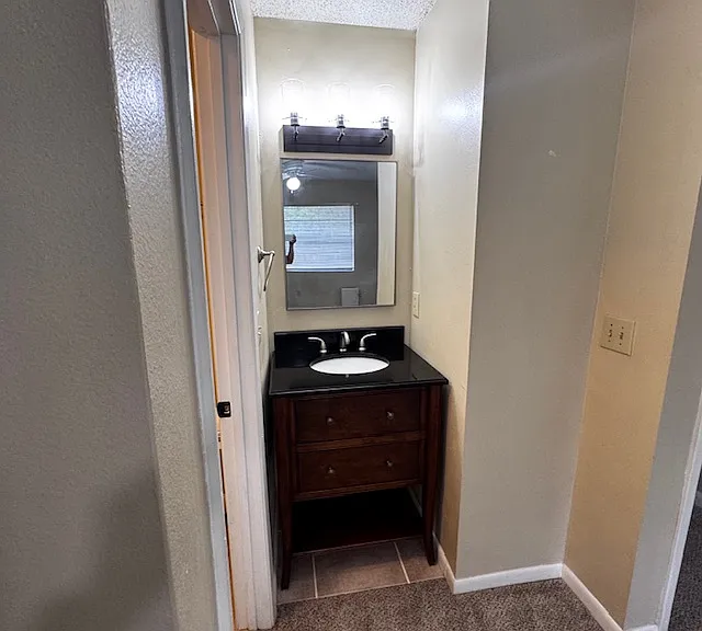 10128 Lake Oak Cir — Photo 9
