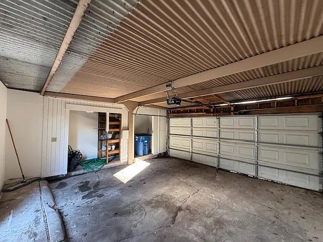 9702 Amberton Pkwy — Photo 13