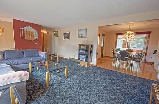 4th image of 131 Holmes Ave