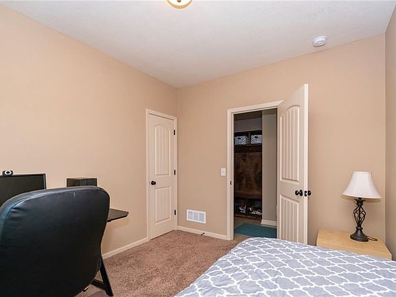 5th image of 1112 Rylee Ct