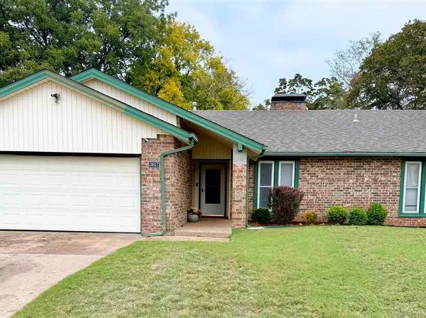3617 Mistletoe Dr, Ponca City, OK 74604