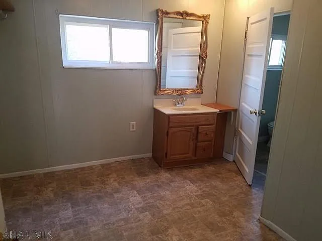 1 bed, $750 — Photo 4