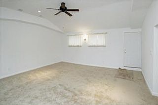 4th image of 2610 Stanley Ave