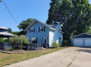 2569 Harding Ave, Muskegon, MI 49441