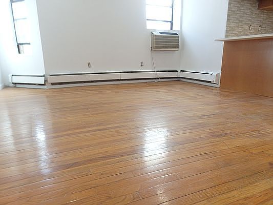 5th image of 601 10th Ave APT 4A