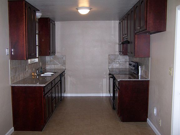 2nd image of 1246 Cooper Dr