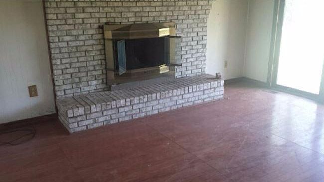 2nd image of 8543 Oakville Waltz Rd