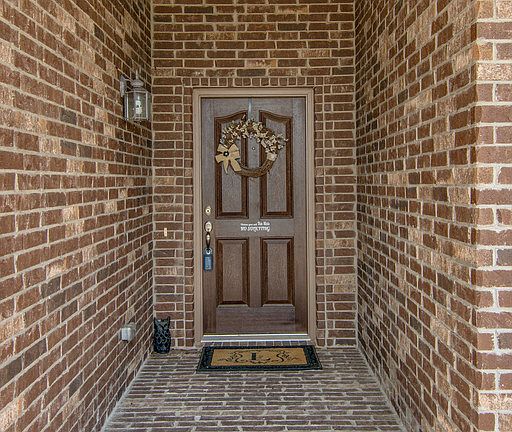 5th image of 8312 Deer Bluff Ln