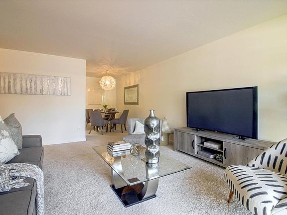 4th image of 1760 Halford Ave Unit 264