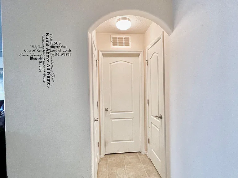 10919 Fort Point Ln NE — Photo 30