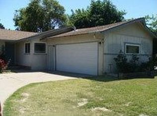 2818 E Dakota Ave, Fresno, CA 93726