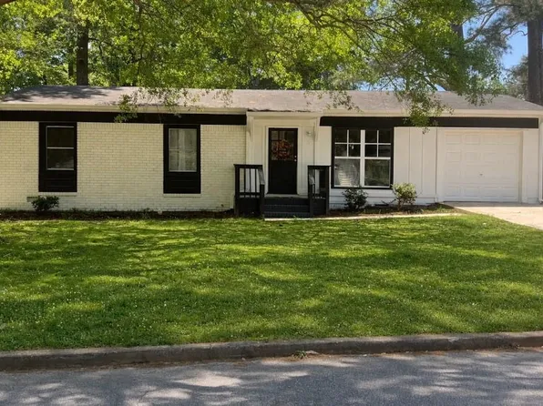 5 Westgate Park Ln, Newnan, GA 30263