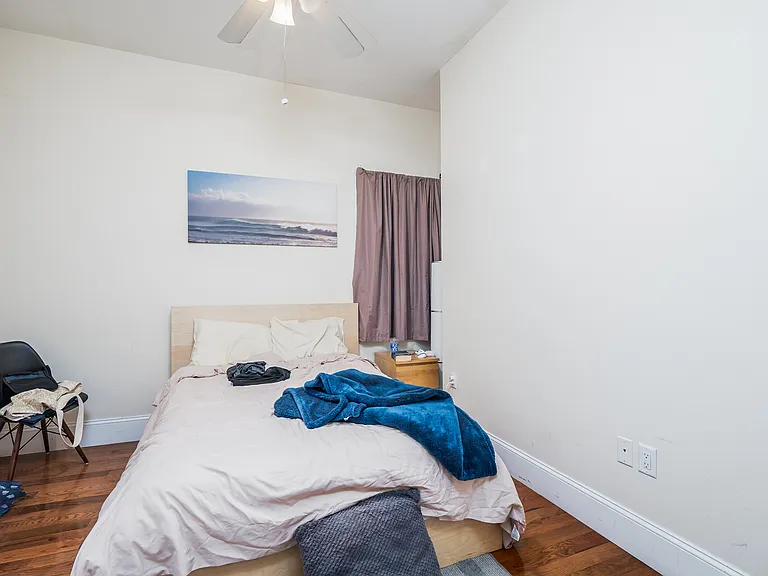 30 Gloucester St #3 — Photo 11