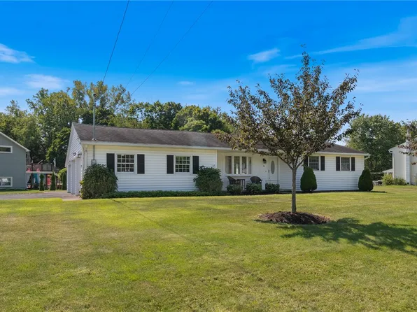 15 Jupiter Way, Macedon, NY 14502