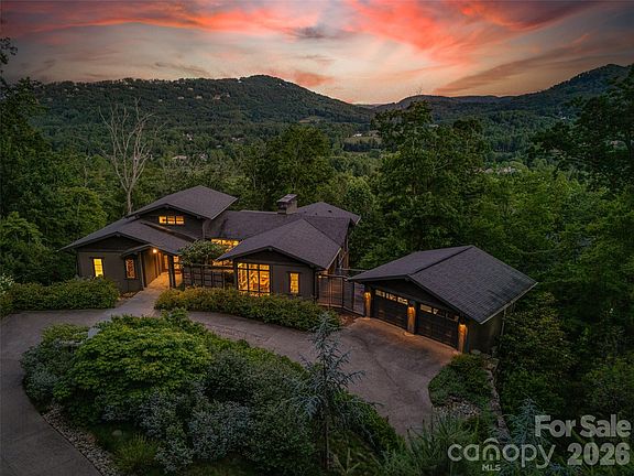 3rd image of 1121 Timberbluff Way