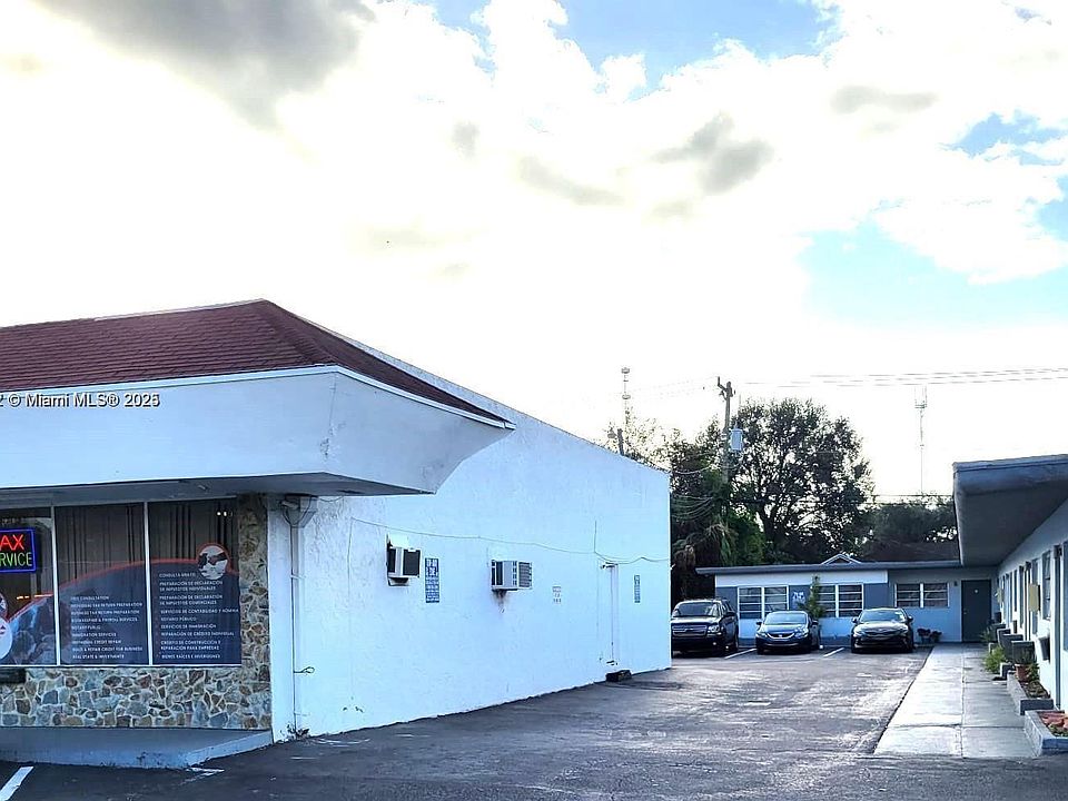 Building Photo 3