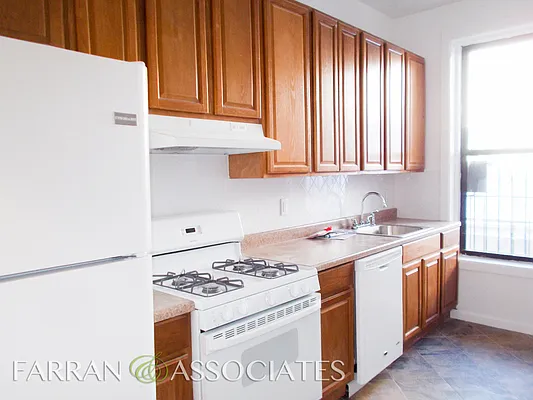 Rented by Farran & Associates | media 29