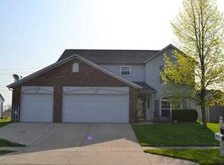 1447 Hedge Ct, Greenfield, IN 46140