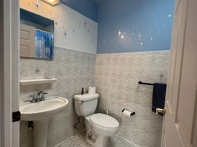 134 Laidlaw Ave #2 — Photo 12