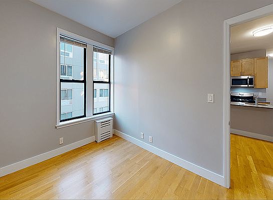 4th image of 604 W 162nd St APT 5A