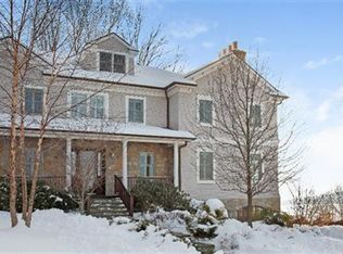 104 Van Wart Ave, Tarrytown, NY 10591