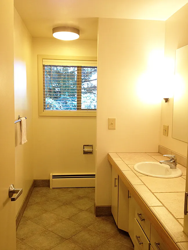 3 bed, 1400 sqft, $975 — Photo 2