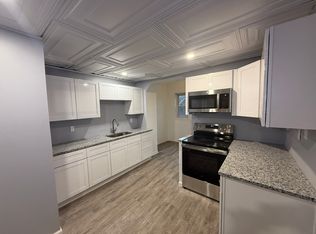 372 1st St UNIT 2, Troy, NY 12180