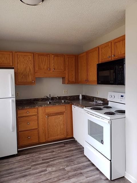 2nd image of 4172 Wyatt Rd #7