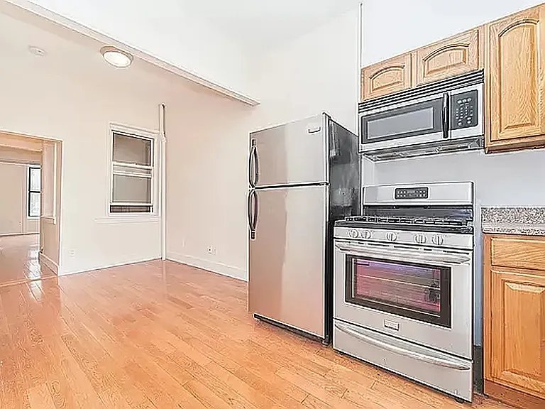 852 Amsterdam Ave #3N — Photo 9