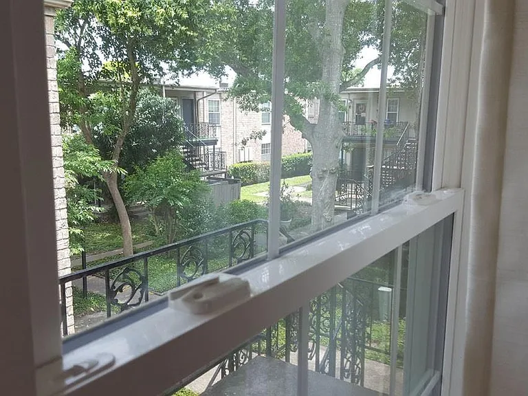 5550 N Braeswood Blvd #135 — Photo 13