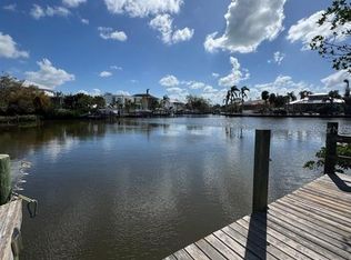675 Avenida Del Norte #21, Sarasota, FL 34242