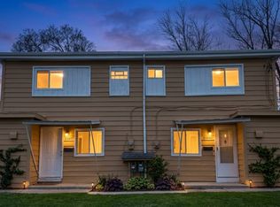 33507 Berville Ct, Westland, MI 48186