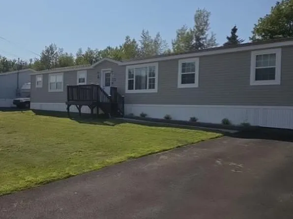 614 Champlain St, Shediac, NB E4P 9C9