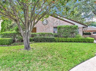 7334 San Ramon Dr, Houston, TX 77083