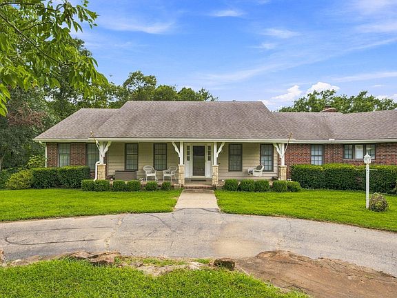 2nd image of 2401 NW 45th Ter
