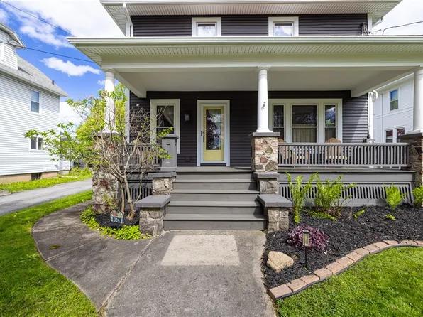 324 Canandaigua St, Palmyra, NY 14522