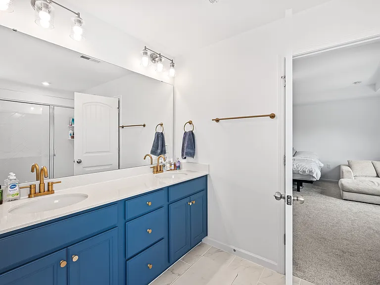 213 Providence Creek Dr — Photo 27