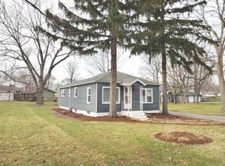 511 Mohawk St, Joliet, IL 60432