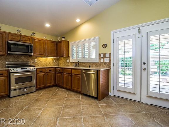 5th image of 4433 Meadowlark Wing Way