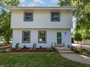 45 N Maria DRIVE, Elkhorn, WI 53121