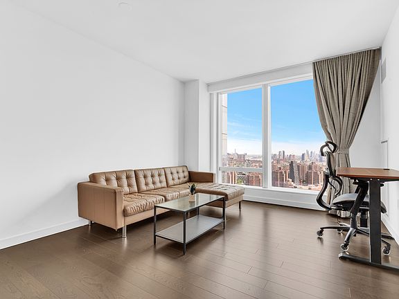 4th image of 252 South St #41E