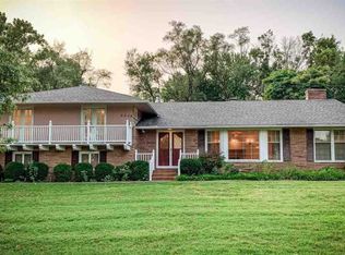 5008 SW Cedar Crest Rd, Topeka, KS 66606