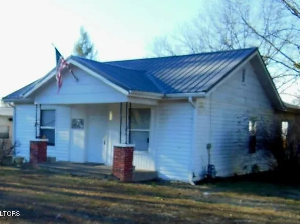 916 Central Ave, Athens, TN 37303