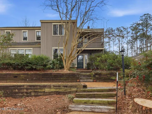 12 Eastbrooke St, Jackson, MS 39216