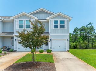 146 Crossing Ln #F, Pt Washington, FL 32459