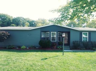 10681 Katherine St, Taylor, MI 48180