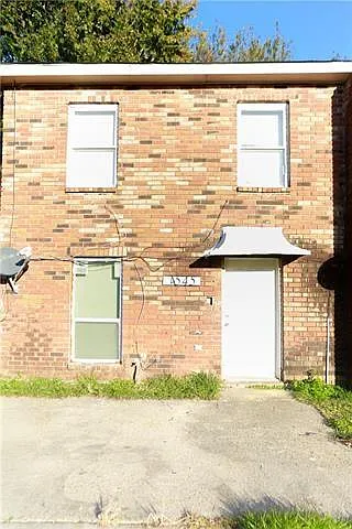 4541 Skyview Dr